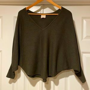 NWOT~Kerisma v-neck sweater
